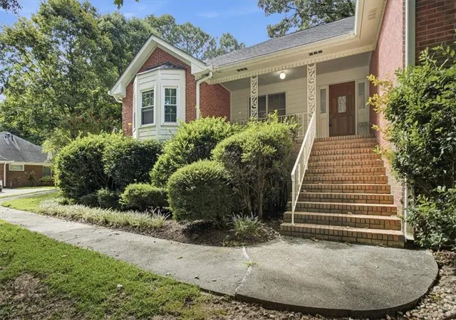 Photo 2 of Sale Pending at 2915 Jodeco Ter, Jonesboro, GA 30236 | MLS# 7829427 | Listing updated on 2026-10-27