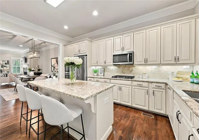 Photo 3 of Townhouse for sale at 3206 Nobility Way SE, Atlanta, GA 30339 | MLS# 7855447 | Listing updated on 2026-10-24