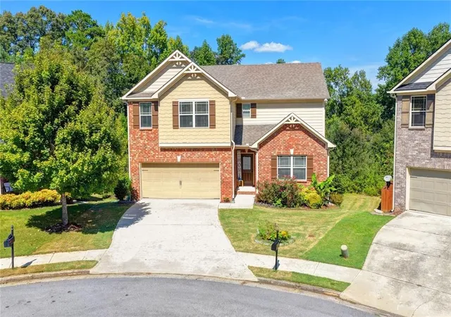 Photo 3 of Single family home for sale at 1366 Castleberry Dr, Buford, GA 30518 | MLS# 7837859 | Listing updated on 2026-09-16