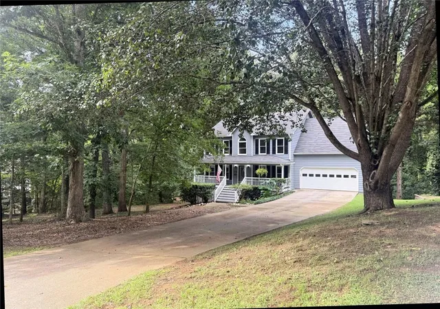 Photo 2 of Sale Pending at 152 Banyon Ct, Dallas, GA 30157 | MLS# 7830826 | Listing updated on 2026-10-03