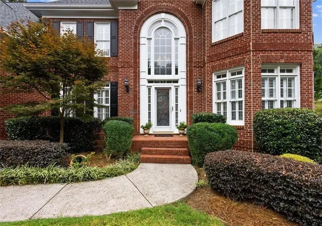 Photo 2 of Sale Pending at 210 York Town Cir, Johns Creek, GA 30097 | MLS# 7830724 | Listing updated on 2026-09-19