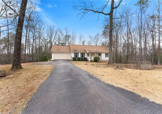 Photo 3 of Single family home for sale at 337 Claystone Walk, Cleveland, GA 30528 | MLS# 7833754 | Listing updated on 2026-09-23