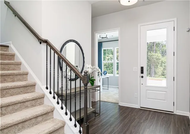 Photo 2 of Single family home for sale at 724 Coventry Cvs Way, Acworth, GA 30102 | MLS# 7831783 | Listing updated on 2026-09-13