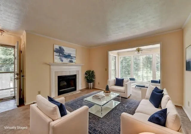 Photo 2 of Condo for sale at 102 Gettysburg Pl, Sandy Springs, GA 30350 | MLS# 7397821 | Listing updated on 2026-10-26