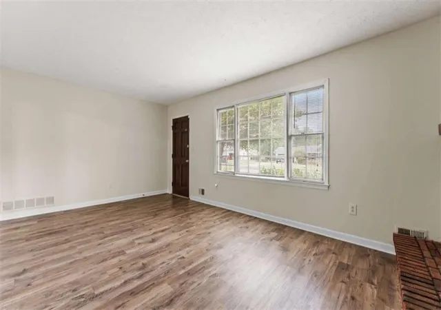 Photo 4 of Single family home for sale at 4561 Fairfax Pl, Powder Springs, GA 30127 | MLS# 7843825 | Listing updated on 2026-09-28