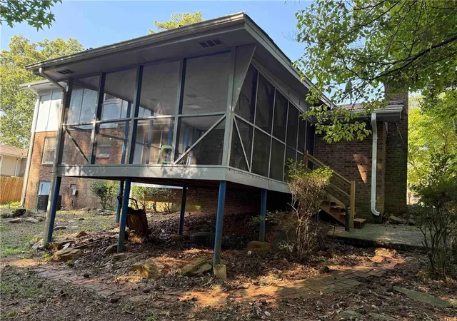 Photo 3 of Single family home for sale at 406 Ohern Ct, Stone Mountain, GA 30088 | MLS# 7842411 | Listing updated on 2026-09-25