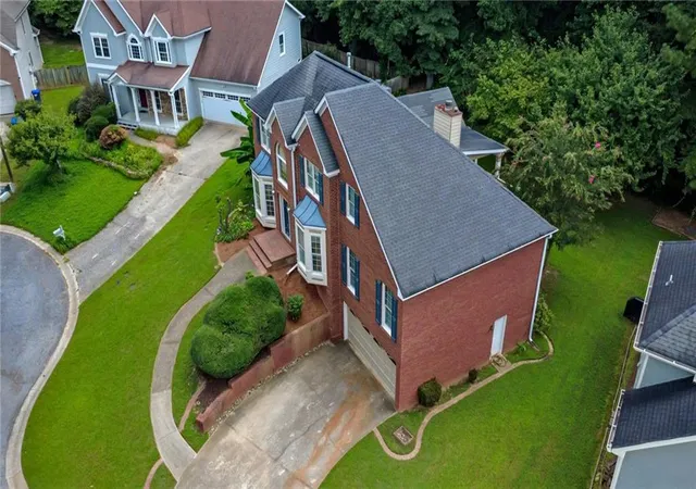 Photo 3 of Sale Pending at 1336 Velvet Crk Way Sw, Marietta, GA 30008 | MLS# 7832431 | Listing updated on 2026-09-20