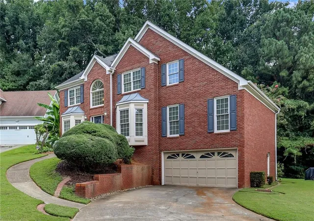 Photo 3 of Sale Pending at 1336 Velvet Crk Way SW, Marietta, GA 30008 | MLS# 7832431 | Listing updated on 2026-09-20