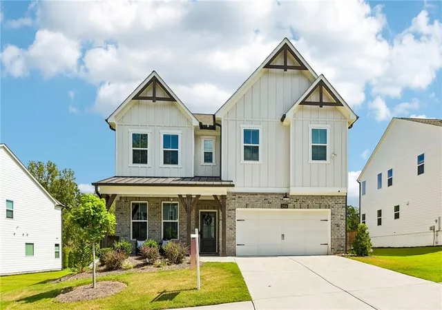 Photo 1 of Single family home for sale at 2456 Hidden Creek Road, Kennesaw, GA 30152 | MLS# 7833434 | Listing updated on 2026-09-13