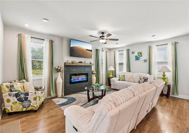 Photo 3 of Single family home for sale at 2456 Hidden Creek Road, Kennesaw, GA 30152 | MLS# 7833434 | Listing updated on 2026-09-13