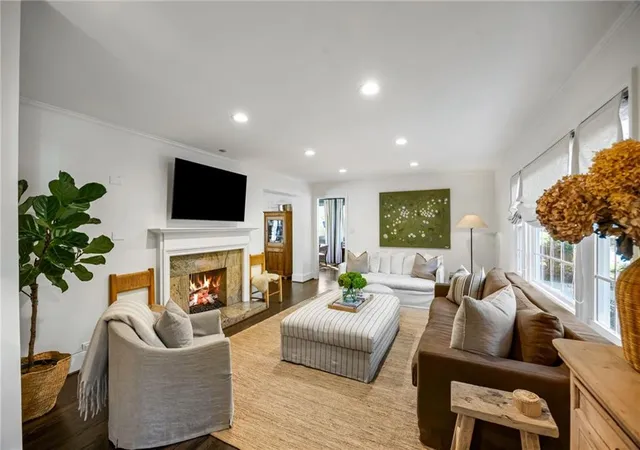 Photo 2 of Single family home for sale at 3177 Towerview Dr NE, Atlanta, GA 30324 | MLS# 7840674 | Listing updated on 2026-09-25