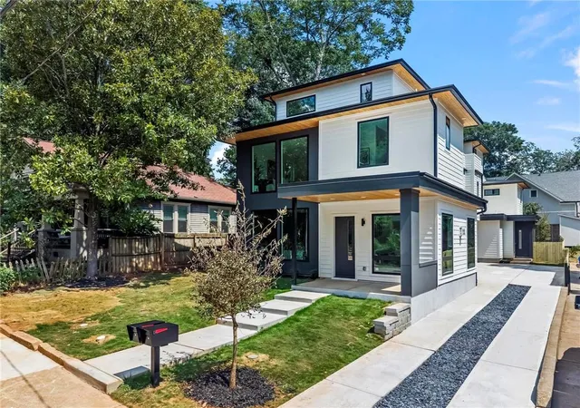 Photo 45 of Townhouse for sale at 215 Flora Ave #A, Atlanta, GA 30307 | MLS# 7831303 | Listing updated on 2026-09-15