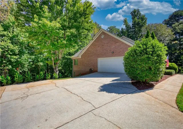 Photo 3 of Single family home for sale at 336 Channing Cope Rd, Covington, GA 30016 | MLS# 7834312 | Listing updated on 2026-09-13