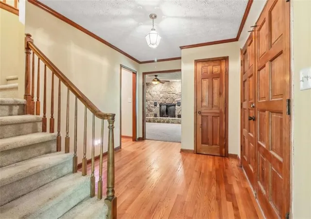 Photo 4 of Sale Pending at 175 Canterbury Ln, Fayetteville, GA 30215 | MLS# 7839295 | Listing updated on 2026-09-29