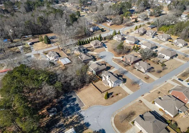 Photo 4 of Single family home for sale at 4173 Lilycrest Way, Powder Springs, GA 30127 | MLS# 7832005 | Listing updated on 2026-09-12