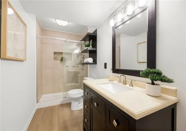 Photo 3 of Condo for sale at 73 Montre Sq Nw, Atlanta, GA 30327 | MLS# 7819439 | Listing updated on 2026-09-24