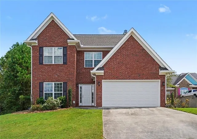 Photo 1 of Sale Pending at 323 Scarlet Oaks Dr, Macon, GA 31220 | MLS# 7838810 | Listing updated on 2026-10-02
