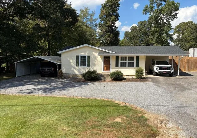Photo 2 of Single family home for sale at 13 Cordle Dr, Rome, GA 30165 | MLS# 7836493 | Listing updated on 2026-09-15