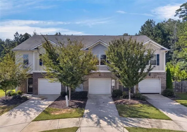 Townhouse for sale at 5918 Cassie Dr, Lithonia, GA 30038 | MLS# 7842395