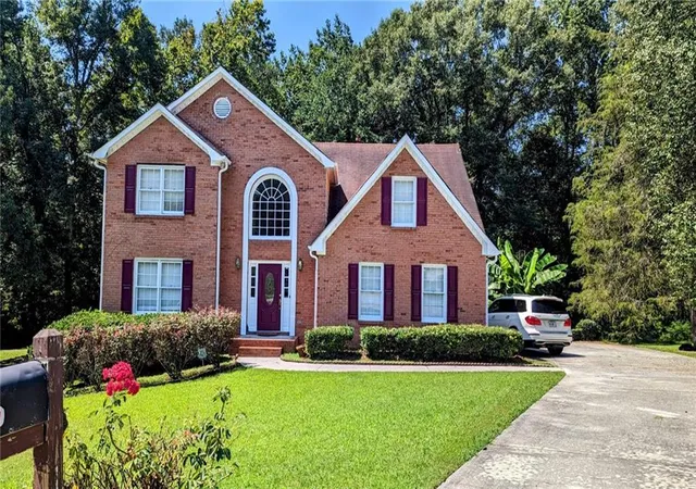 Photo 1 of Single family home for sale at 1810 Rockside Ln, Snellville, GA 30078 | MLS# 7831149 | Listing updated on 2026-09-12