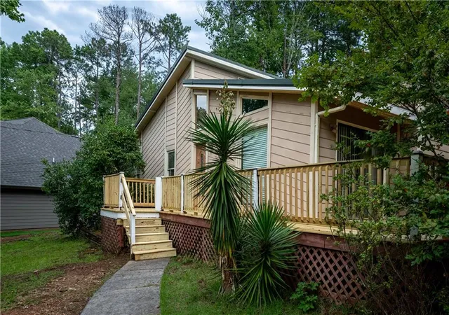 Photo 2 of Sale Pending at 5479 Southern Dr, Villa Rica, GA 30180 | MLS# 7856931 | Listing updated on 2026-10-30