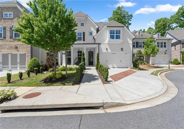 Photo 4 of Single family home for sale at 1294 Cauley Crk Overlook, Johns Creek, GA 30097 | MLS# 7833071 | Listing updated on 2026-09-18