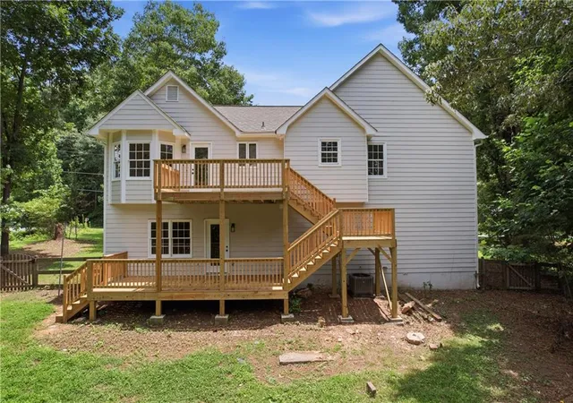 Photo 4 of Single family home for sale at 6231 Emerald Springs Dr SE, Acworth, GA 30102 | MLS# 7794674 | Listing updated on 2026-10-26