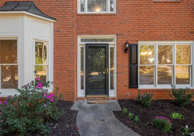 Photo 3 of Single family home for sale at 2060 Davis Dr, Cumming, GA 30041 | MLS# 7857763 | Listing updated on 2026-10-28