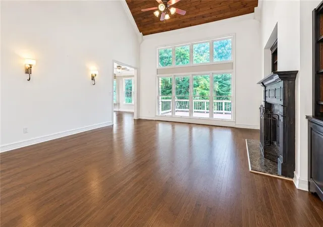 Photo 3 of Single family home for sale at 6080 Heritage Manor Dr, Cumming, GA 30040 | MLS# 7790138 | Listing updated on 2026-10-25