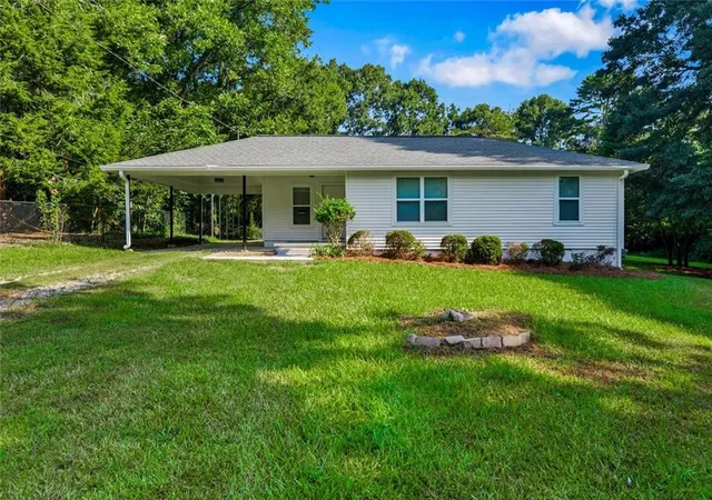 Photo 1 of Single family home for sale at 470 Schaffer Rd Sw, Marietta, GA 30060 | MLS# 7830923 | Listing updated on 2026-09-02