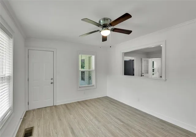 Photo 4 of Single family home for sale at 470 Schaffer Rd SW, Marietta, GA 30060 | MLS# 7830923 | Listing updated on 2026-09-02