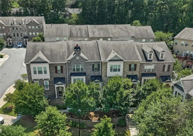 Photo 2 of Townhouse for sale at 4139 Butler Dr, Atlanta, GA 30341 | MLS# 7833231 | Listing updated on 2026-09-13