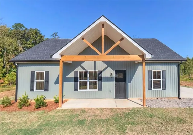 Photo 1 of Sale Pending at 194 Arbacoochee Rd, Tallapoosa, GA 30176 | MLS# 7840837 | Listing updated on 2026-09-30