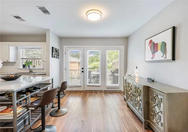 Photo 3 of Condo for sale at 81 Mount Vernon Cir, Sandy Springs, GA 30338 | MLS# 7860166 | Listing updated on 2026-10-28
