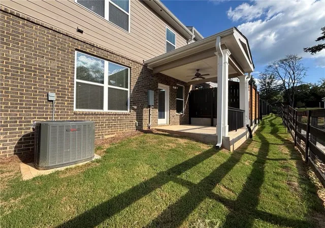 Photo 21 of Townhouse for sale at 872 Porter Ridge Ln #LOT 6, Decatur, GA 30032 | MLS# 7834428 | Listing updated on 2026-09-13