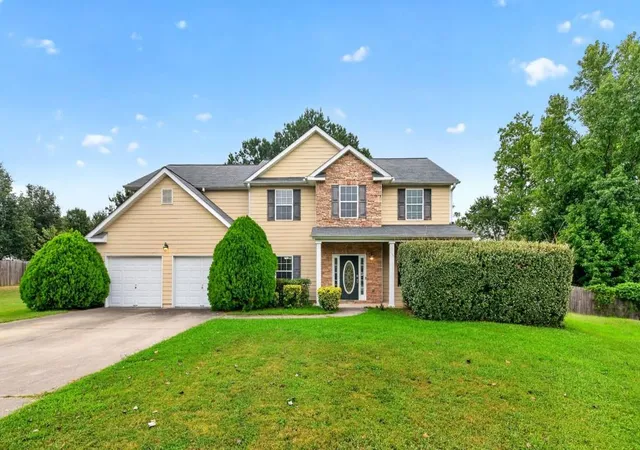 Photo 2 of Single family home for sale at 719 Winesap Ct, Hampton, GA 30228 | MLS# 7836330 | Listing updated on 2026-09-12