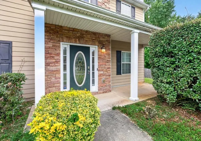Photo 3 of Single family home for sale at 719 Winesap Ct, Hampton, GA 30228 | MLS# 7836330 | Listing updated on 2026-09-12