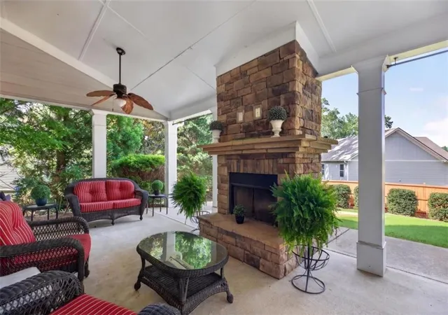 Photo 3 of Sale Pending at 362 Hanover Dr, Villa Rica, GA 30180 | MLS# 7796689 | Listing updated on 2026-09-12