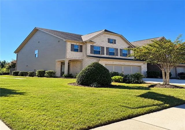 Photo 2 of Townhouse for sale at 7130 Post Park Way, Cumming, GA 30040 | MLS# 7837232 | Listing updated on 2026-10-07