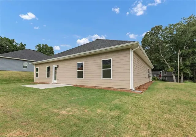 Photo 33 of Single family home for sale at 305 Angela Ave, Bowdon, GA 30108 | MLS# 7831070 | Listing updated on 2026-09-02