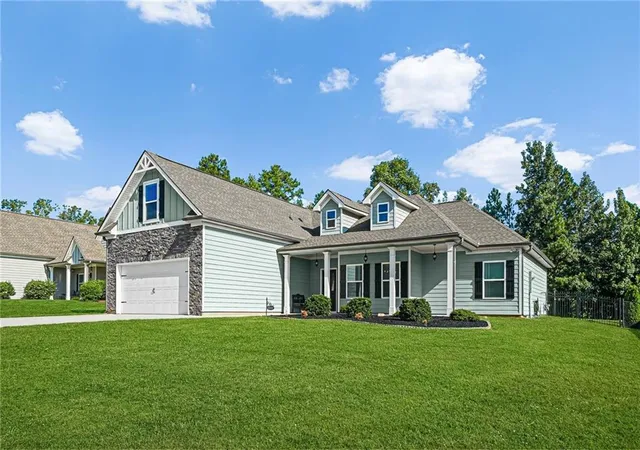 Photo 2 of Single family home for sale at 8844 St Andrews Pkwy, Winston, GA 30187 | MLS# 7833751 | Listing updated on 2026-09-09