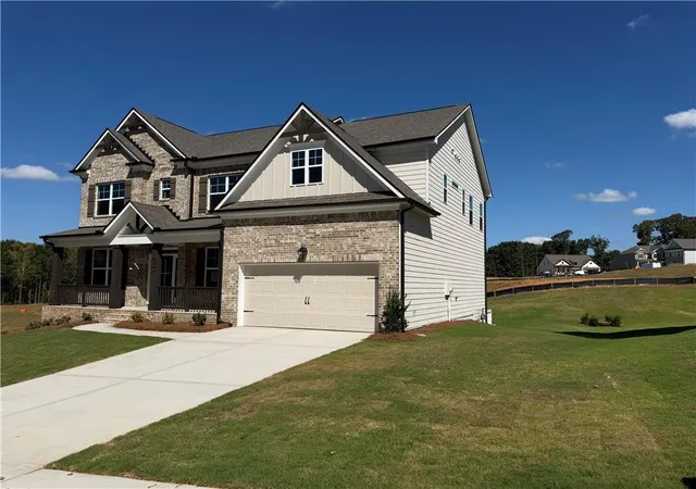 Photo 3 of Single family home for sale at 1096 Hawkins Crk Dr, Jefferson, GA 30549 | MLS# 7774583 | Listing updated on 2026-09-09