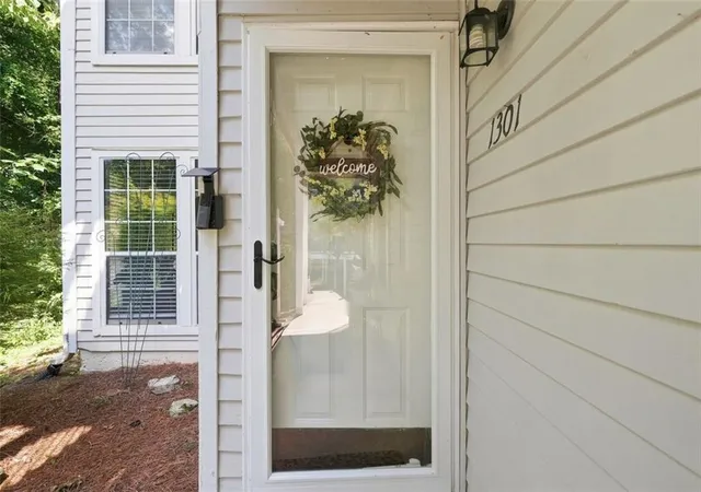 Photo 3 of Condo for sale at 1301 Gettysburg Pl, Sandy Springs, GA 30350 | MLS# 7827668 | Listing updated on 2026-09-11