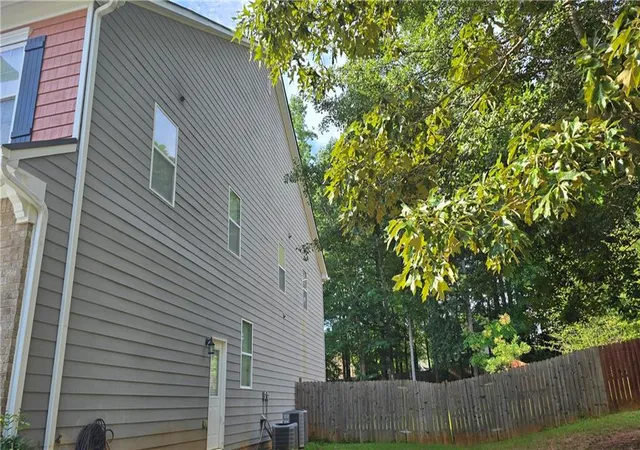 Photo 3 of Single family home for sale at 55 Colonial Ct, Senoia, GA 30276 | MLS# 7822198 | Listing updated on 2026-09-19