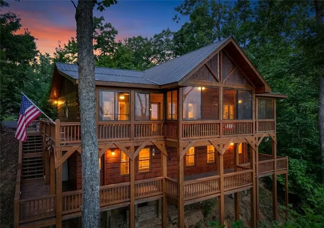 Photo 1 of Single family home for sale at 783 N Moreland Dr, Blue Ridge, GA 30513 | MLS# 7835038 | Listing updated on 2026-09-11