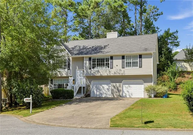 Photo 1 of Sale Pending at 2734 Ashbury Point Ln, Marietta, GA 30066 | MLS# 7837061 | Listing updated on 2026-10-11