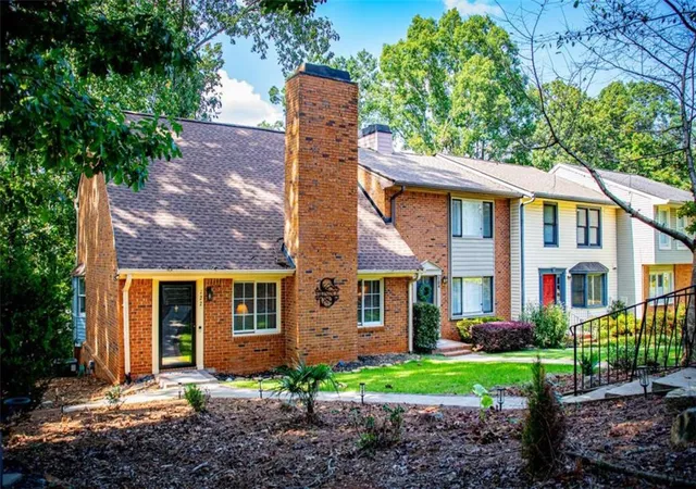 Photo 4 of Single family home for sale at 122 Mill Strm, Carrollton, GA 30117 | MLS# 7835950 | Listing updated on 2026-09-11