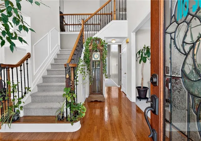 Photo 3 of Single family home for sale at 192 Mistybrook Cir, Stone Mountain, GA 30087 | MLS# 7834378 | Listing updated on 2026-09-13