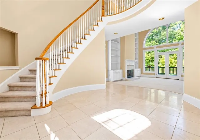 Photo 2 of Sale Pending at 205 Standing Oak Pl, Fayetteville, GA 30214 | MLS# 7847809 | Listing updated on 2026-10-24