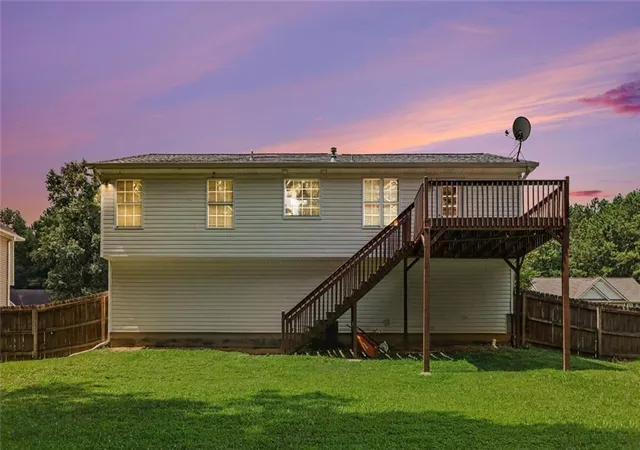 Photo 3 of Sale Pending at 360 Beckett Dr, Dallas, GA 30132 | MLS# 7832576 | Listing updated on 2026-09-16